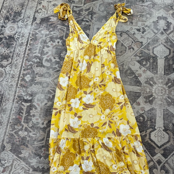 Abercrombie & Fitch tie strap babydoll maxi dress - Picture 4 of 6